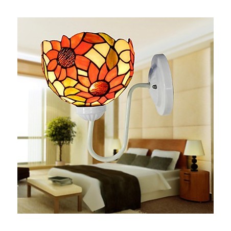 Lámpara de pared con diseño de girasol, estilo clásico de lujo, para casa club o villa. Lámpara de pared con diseño de girasol, estilo clásico de lujo, para casa club o villa.