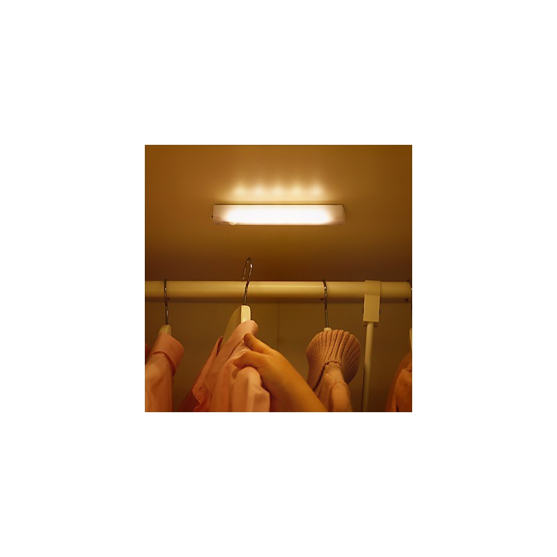 Lámpara de pared con luz nocturna y placa ultrafina Ambry adhesiva para inducción del cuerpo humano.