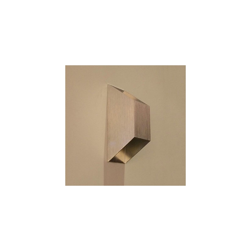 Apliques de pared de metal contemporáneos modernos con diseño de barra creativa trapezoidal doble