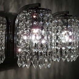 Aplique de pared moderno con colgantes de cristal y 2 luces en cromo pulido