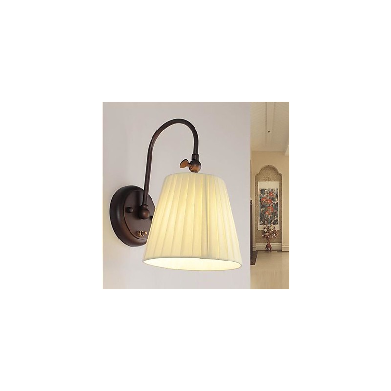 Lámpara de pared de hierro con pantalla de tela de 1 luz