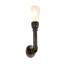 Lámpara de pared rústica tradicional clásica de latón antiguo para iluminación ambiental.