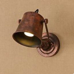 El carácter de la barra de arte de hierro puede ajustar la lámpara de pared iluminada hacia arriba y hacia abajo.