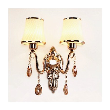 Lámpara de pared con luz ambiental moderna y contemporánea con acabado galvanizado para protección ocular de cristal. Lámpara de pared con luz ambiental moderna y contemporánea con acabado galvanizado para protección ocular de cristal.