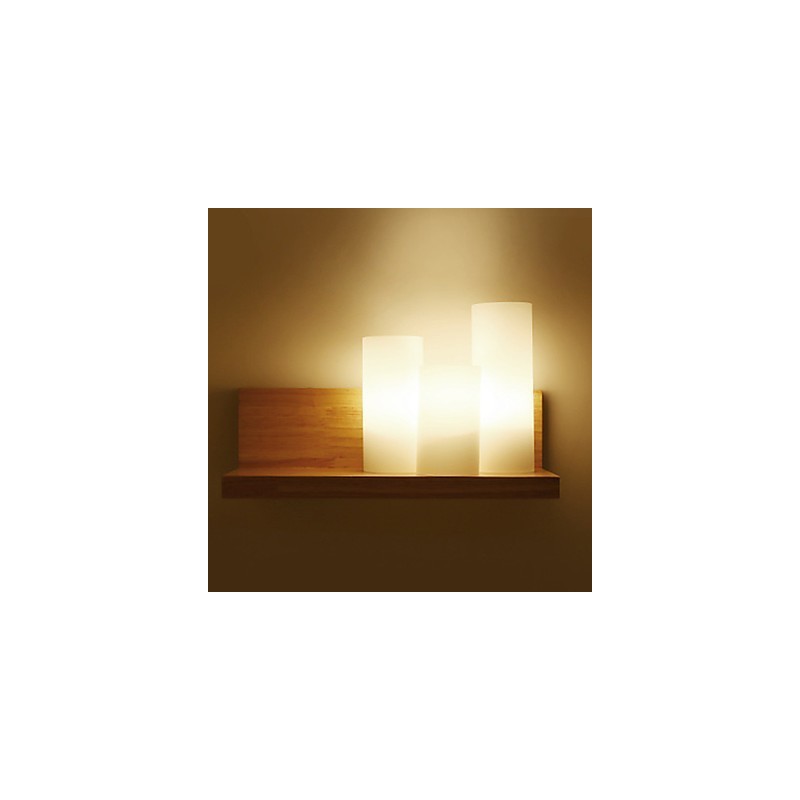 Aplique de pared con luz ambiental de estilo minimalista y protección ocular para el hogar.