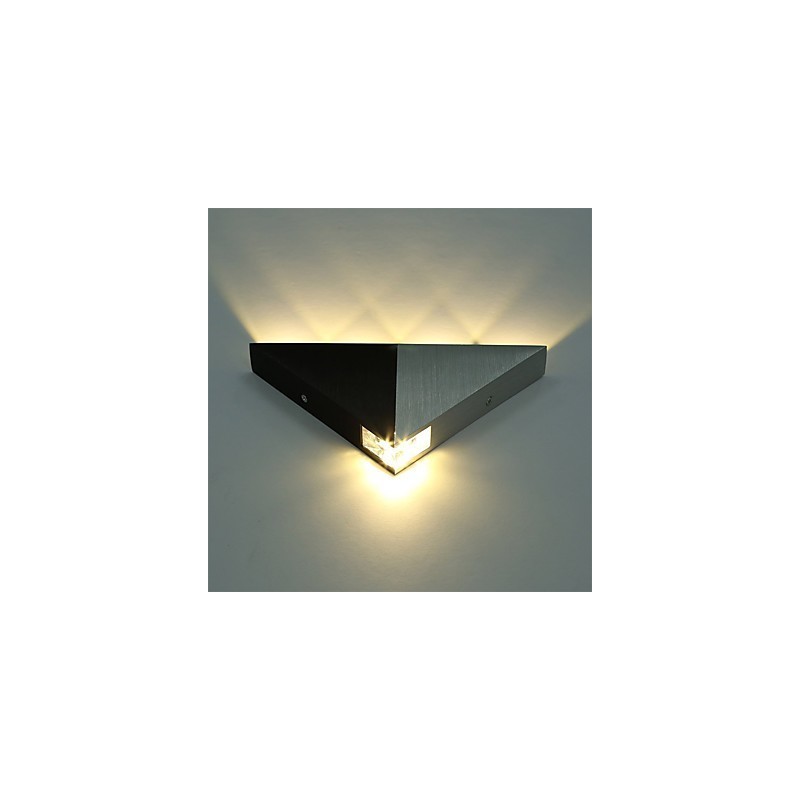 Aplique de pared triangular moderno, lámpara de pared de aluminio para pasillo interior, iluminación decorativa para estudio y restaurante.