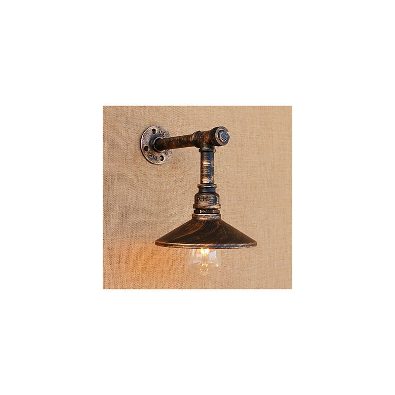 Aplique de pared rústico de latón antiguo estilo campestre para iluminación ambiental.