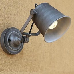 Cabaña rústica clásica tradicional con pintura novedosa para brazo oscilante, protección ocular y luz ambiental.