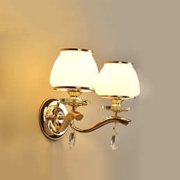 Apliques de pared con iluminación ambiental de cristal, modernos y contemporáneos, con acabado galvanizado.
