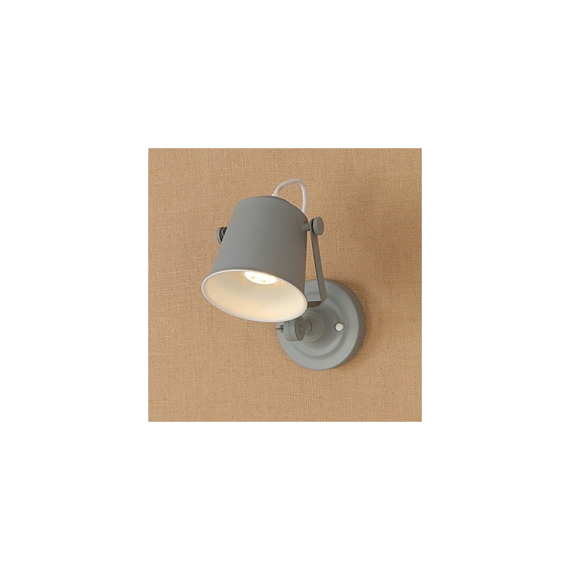 Lámpara de pared de acero pintado, estilo café americano negro, estilo retro, con sable de luz.