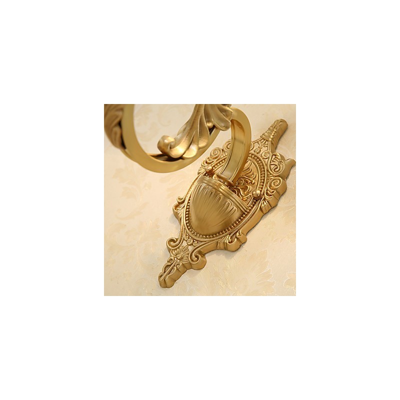 Aplique de pared de latón clásico, tradicional y de estilo campestre, ideal para iluminar desde arriba en estilo mini.