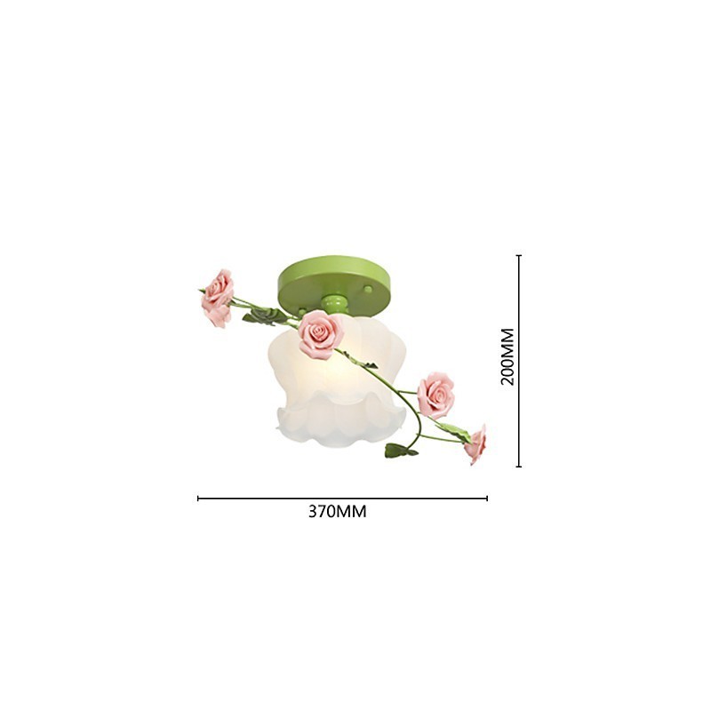 Día de San Valentín: Las flores y plantas del jardín de rosas absorben la luz del domo.