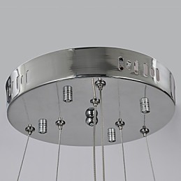 Lámpara de araña clásica tradicional de metal cromado