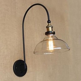 Lámpara de pared decorativa con iluminación de pasillo y escaleras frente a la sala de estar