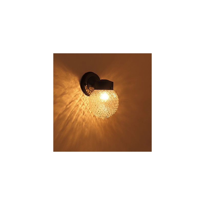 Aplique de pared moderno contemporáneo con acabado en óxido negro, ideal para apliques de pared con luz ambiental de estilo mini.