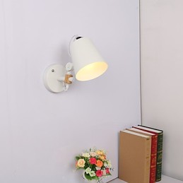 Pintura contemporánea moderna para apliques de pared con luz ambiental.