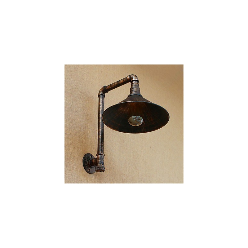 Aplique de pared rústico de latón antiguo estilo campestre para iluminación ambiental.