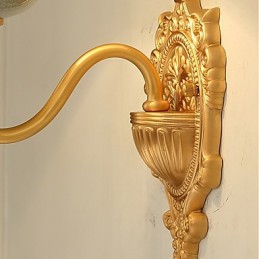 Aplique de pared de latón clásico, tradicional y de estilo campestre, ideal para iluminar desde arriba en estilo mini.