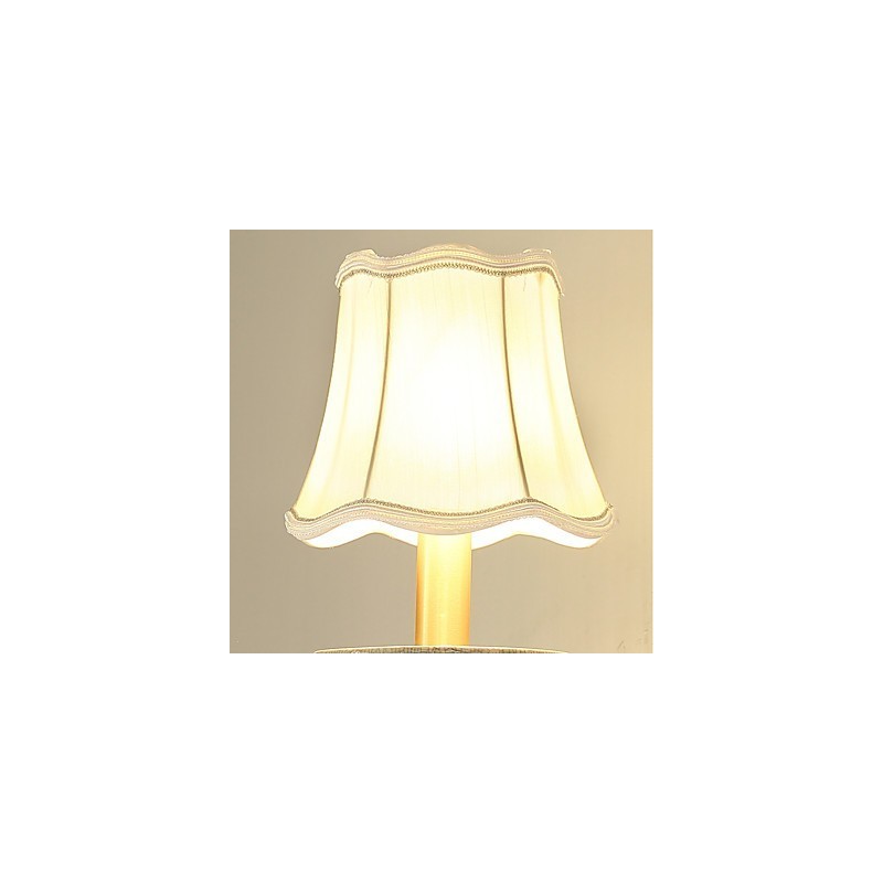 Aplique de pared de latón clásico, tradicional y de estilo campestre, ideal para iluminar desde arriba en estilo mini.