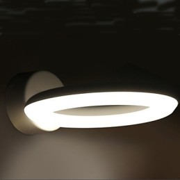 Pintura contemporánea moderna integrada para apliques de pared con luz ambiental.