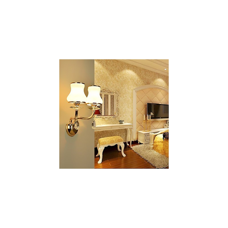 Apliques de pared con iluminación ambiental de cristal, modernos y contemporáneos, con acabado galvanizado.