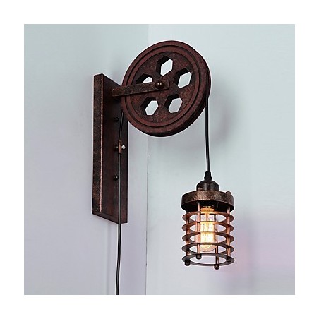 Lámpara de pared de hierro retro industrial con personalidad creativa y polea elevadora. Lámpara de pared de hierro retro industrial con personalidad creativa y polea elevadora.