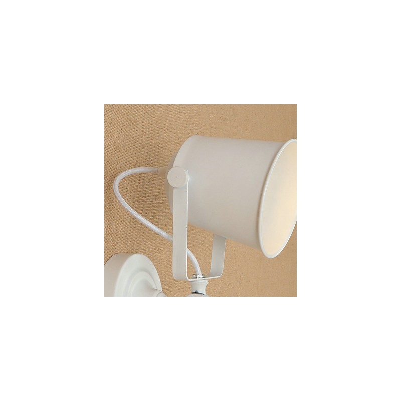 Lámpara de pared de acero pintado, estilo café americano negro, estilo retro, con sable de luz.