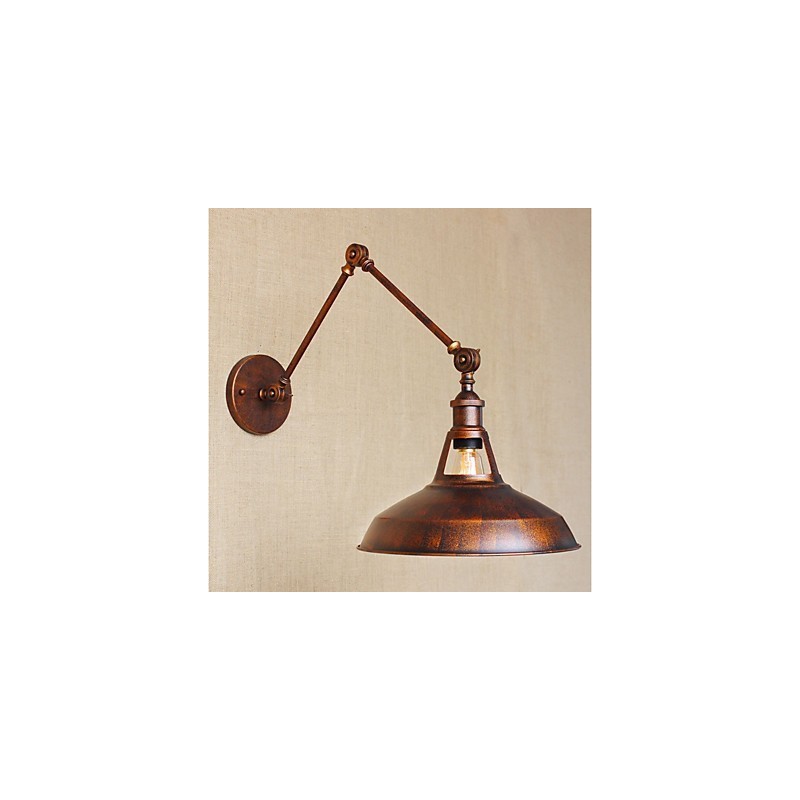 Aplique de pared plegable retráctil nostálgico industrial retro de brazo largo con aspecto oxidado.