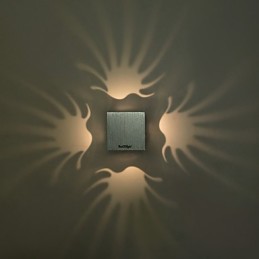 Apliques de pared con iluminación ambiental, modernos y contemporáneos, con acabado galvanizado.