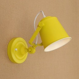 Lámpara de pared de acero pintado, estilo café americano negro, estilo retro, con sable de luz.