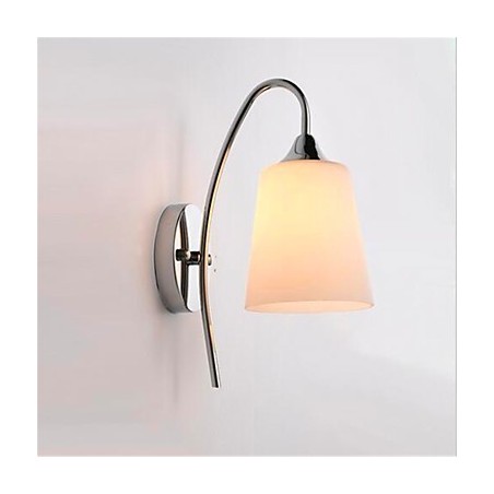 Lámpara de pared minimalista moderna de cristal para mesita de noche, pasillo o habitación de hotel. Lámpara de pared minimalista moderna de cristal para mesita de noche, pasillo o habitación de hotel.