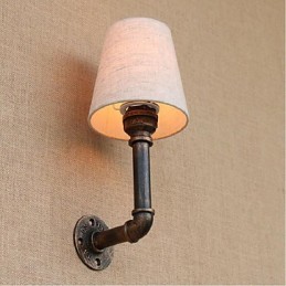 Aplique de pared de latón rústico Lodge para iluminación ambiental.