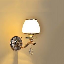 Apliques de pared con iluminación ambiental de cristal, modernos y contemporáneos, con acabado galvanizado.