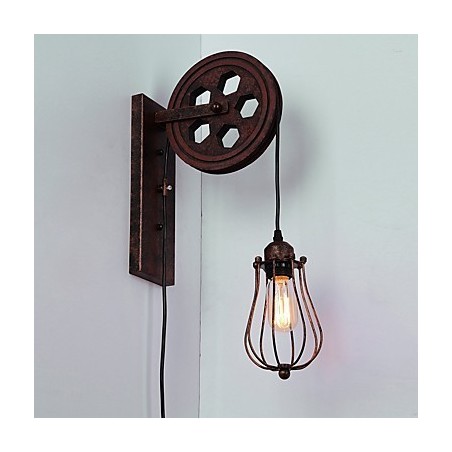 Lámpara de pared de hierro retro industrial con personalidad creativa y polea elevadora. Lámpara de pared de hierro retro industrial con personalidad creativa y polea elevadora.