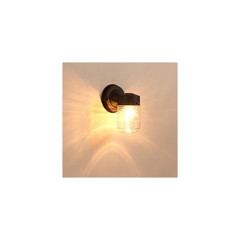 Aplique de pared moderno contemporáneo con acabado en óxido negro, ideal para apliques de pared con luz ambiental de estilo mini.