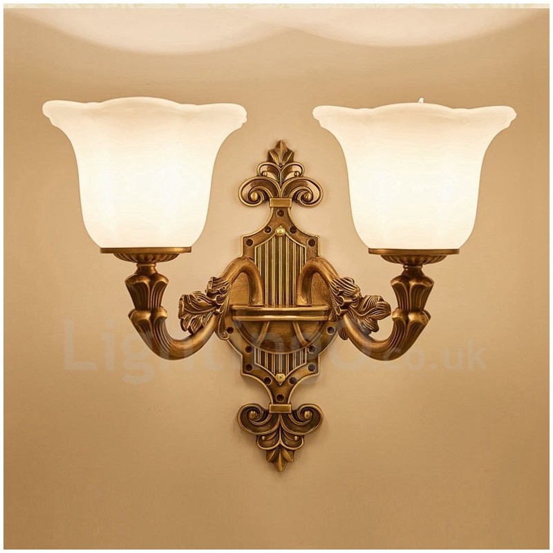 Apliques de pared de lujo de metal para interiores, de 2 luces, clásicos, tradicionales, para sala de estar, comedor y dormitorio.