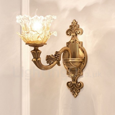 Apliques de pared de lujo de metal para interiores, estilo clásico tradicional, para sala de estar, comedor y dormitorio. Apliques de pared de lujo de metal para interiores, estilo clásico tradicional, para sala de estar, comedor y dormitorio.