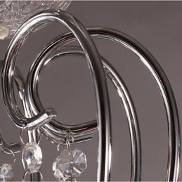 Lámpara de araña clásica tradicional de metal cromado y cristal