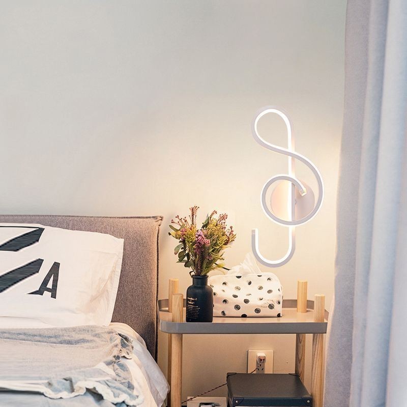 Aplique de pared minimalista acrílico con notas
