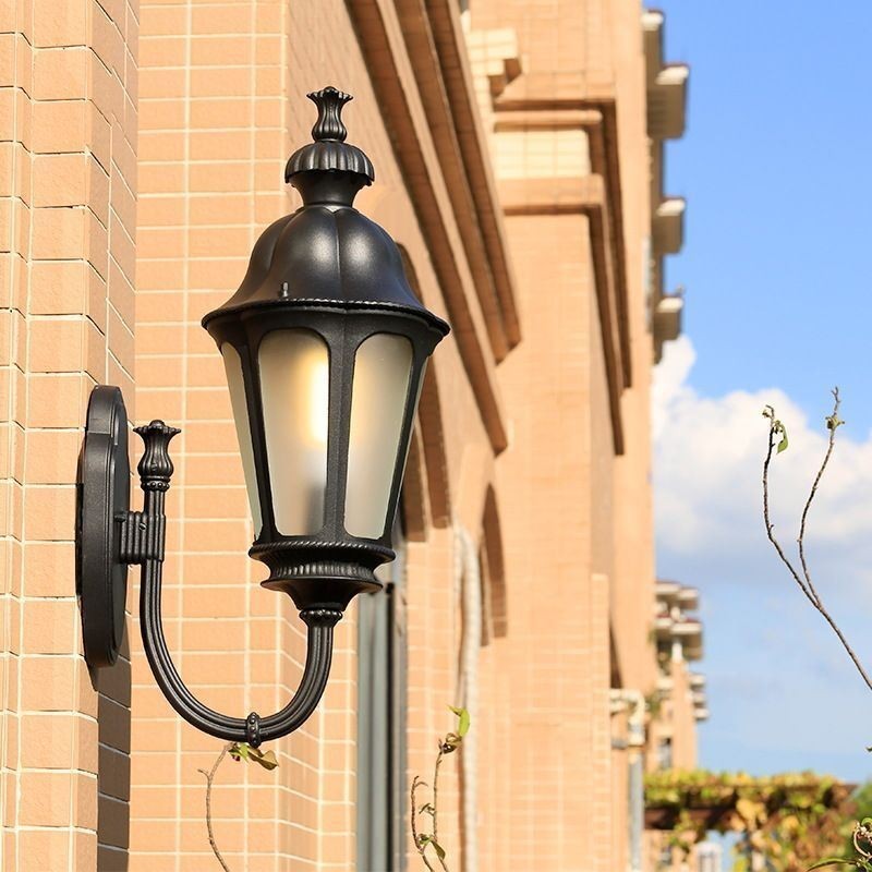 Lámpara de pared moderna y sencilla para exteriores, resistente al agua, con diseño de flor de ciruelo, para patio, pasillo y jardín.