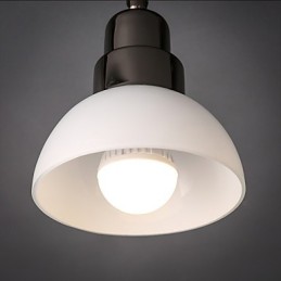 Lámpara de techo empotrada Trinal con marco de aluminio y vidrio blanco, moderna y a la moda.