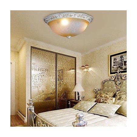 Lámpara de techo blanca de cristal amarillo claro con diseño de resina tallada, estilo clásico europeo. Lámpara de techo blanca de cristal amarillo claro con diseño de resina tallada, estilo clásico europeo.