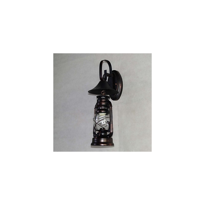 Lámpara de pared vintage de metal negro con una luz