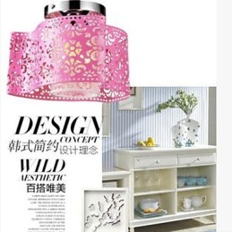 Lámpara contemporánea y compacta de un solo cabezal para absorber la luz del domo