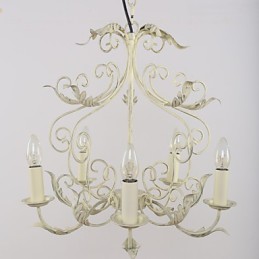 Lámpara colgante de estilo europeo con diseño de jardín moderno y sencillo.