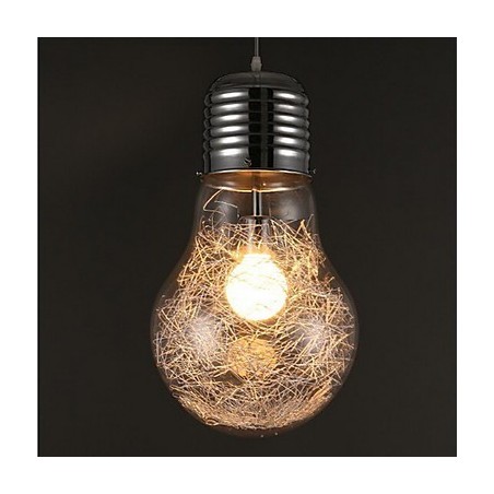 Ideas sencillas con una lámpara colgante de cristal con bombilla grande Ideas sencillas con una lámpara colgante de cristal con bombilla grande