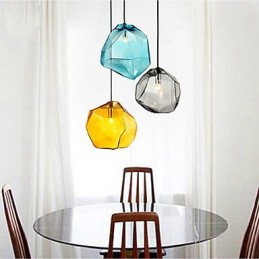 Lámpara colgante cromática de cristal de hielo con forma de diamante