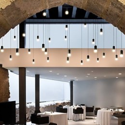 Lámpara colgante con diseño creativo de líneas geométricas y contraídas del norte de Europa